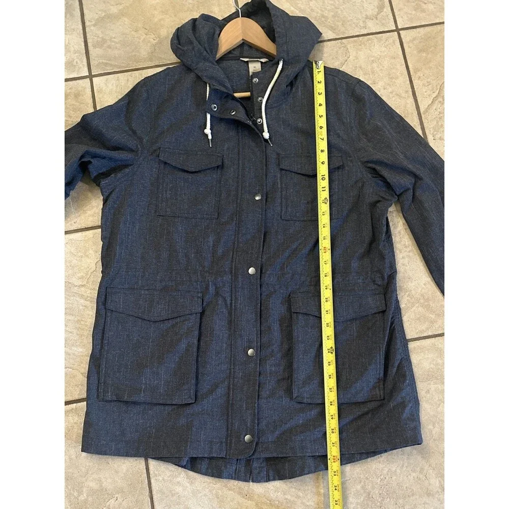 Duluth Trading Company Women’s Mist Master Jacket Gray Item 14750 Size XL